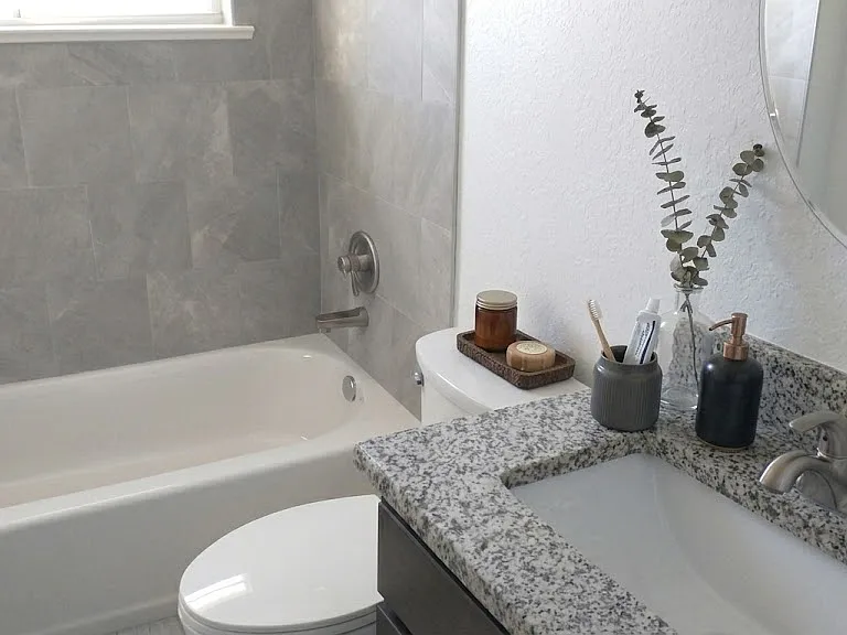 760 Aerostar Ave NW — Photo 18