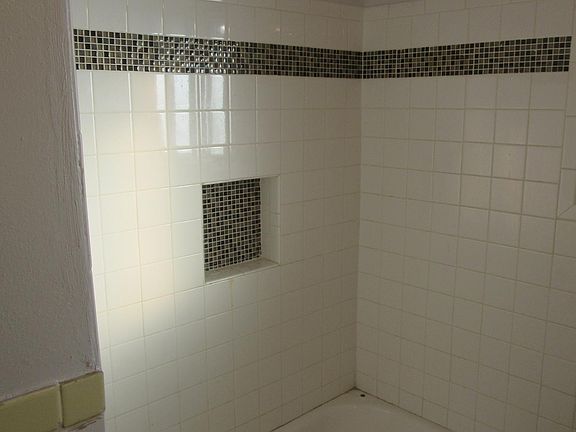 3rd image of 3631 Wilmont Ave NW