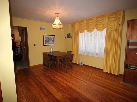 2nd image of 3658 N Christiana Ave