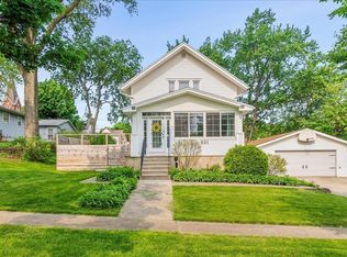 821 Grove St, Cedar Falls, IA 50613