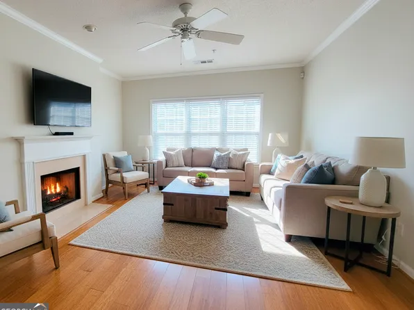 1106 Woodland Ln, Alpharetta, GA 30009