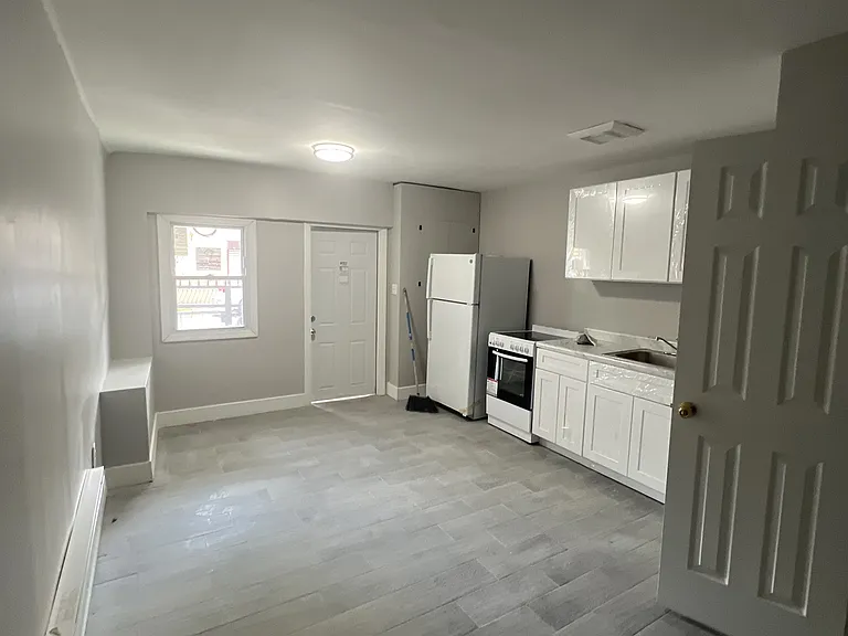 739 Tilden St #1 — Photo 1
