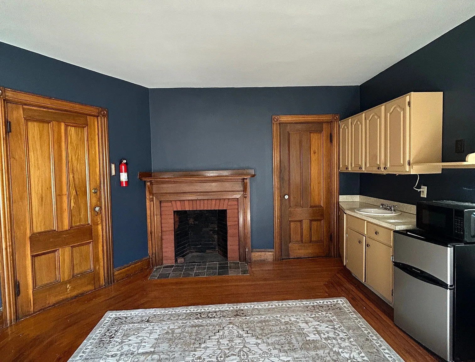 Studio, 250 sqft, $895 — Photo 4