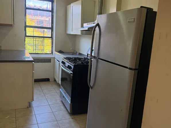 (undisclosed Address), Bronx, NY 10468