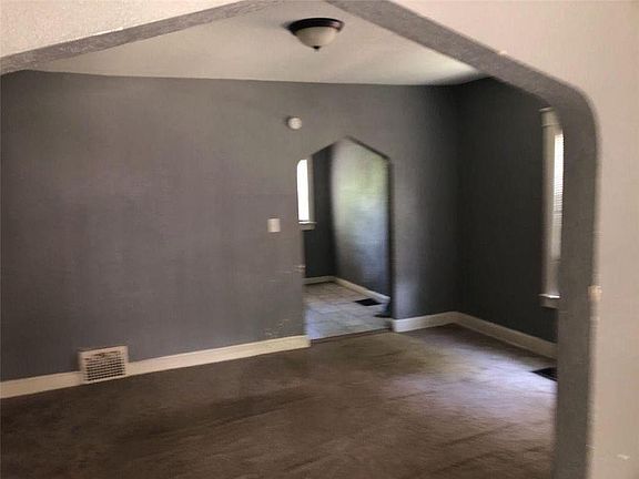 3rd image of 3506 E 35th St