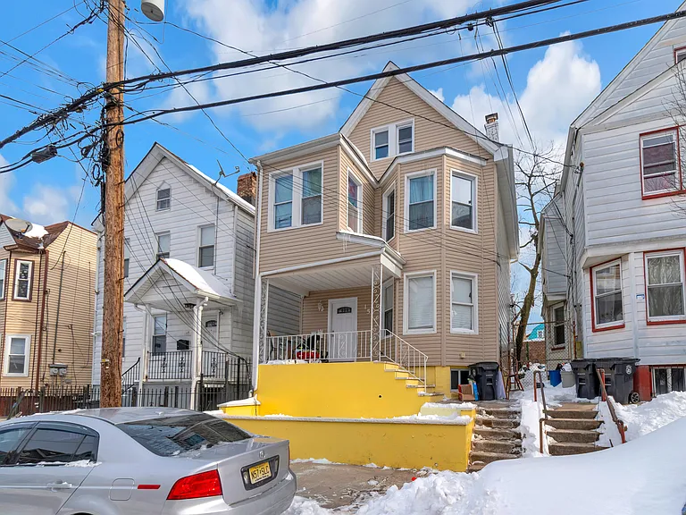 15 Highland Ave #1 — Photo 13