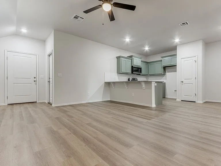 1541 Pavy Pkwy — Photo 26