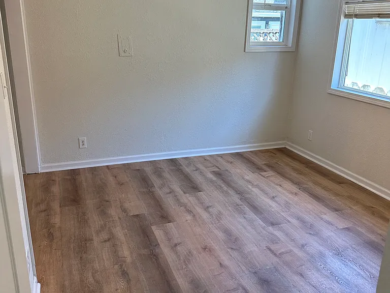 1457 Bellomy St — Photo 6