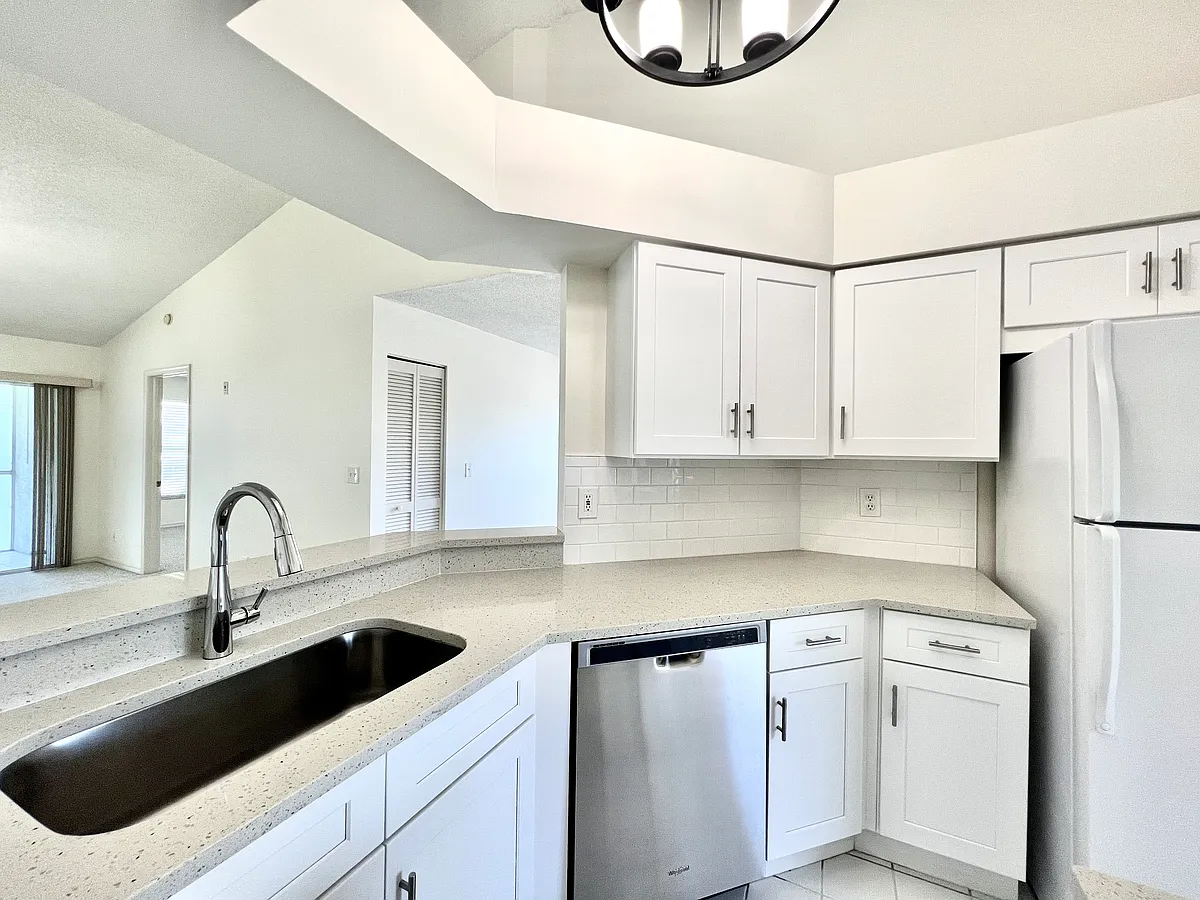 Building Photo - 113 Wading Bird Cir #206
