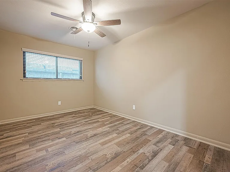 722 Venice St — Photo 20