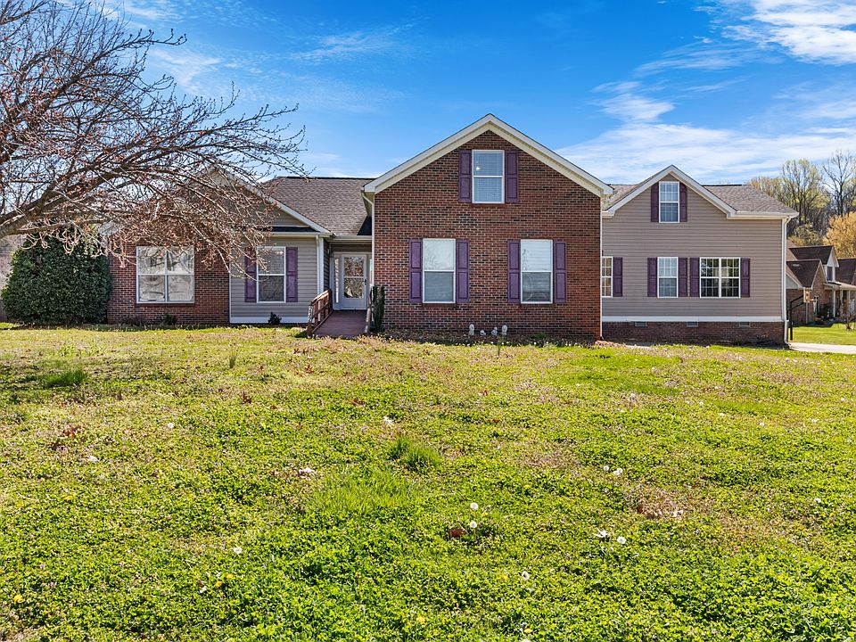 1st image of 232 Cody Ct