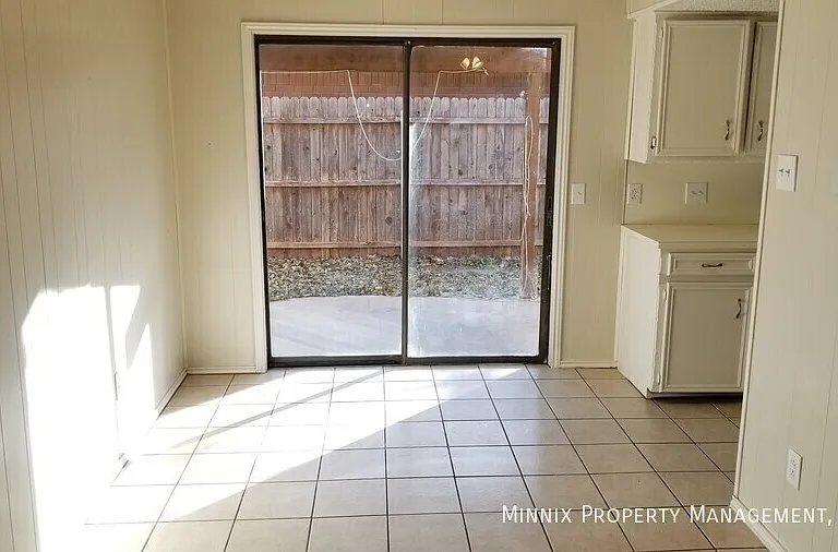 8207 Memphis Ave #B — Photo 6
