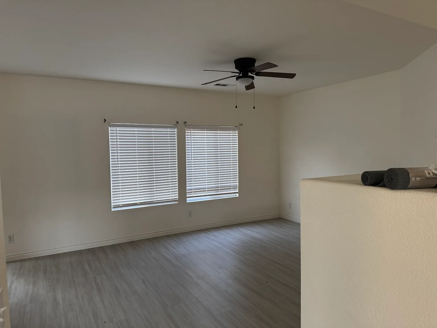 5 bed, 2484 sqft, $3,200 — Photo 3