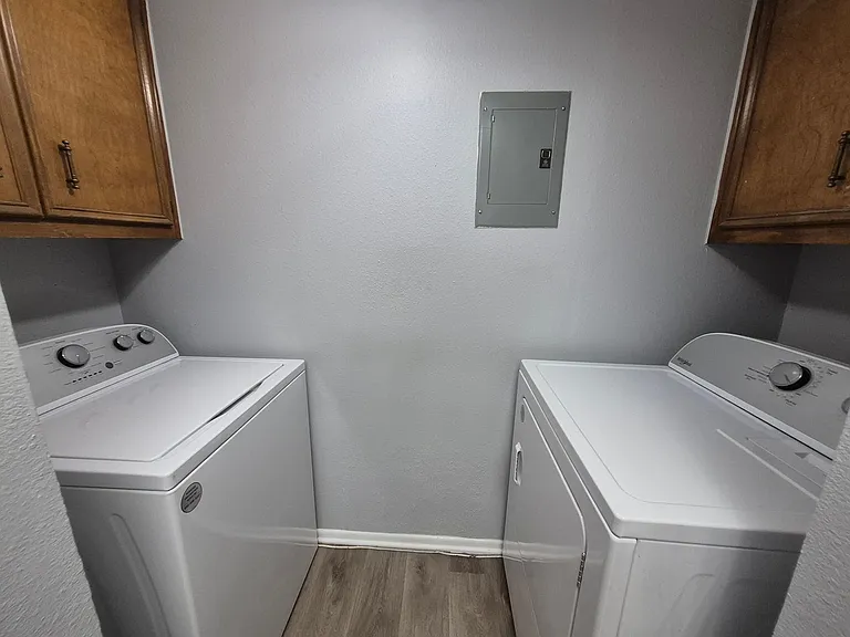 14309 Indian Woods — Photo 14