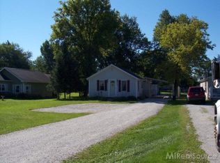 5283 Griswold Rd, Smiths Creek, MI 48074