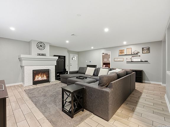 5th image of 10974 HAMLEN PARK DR S