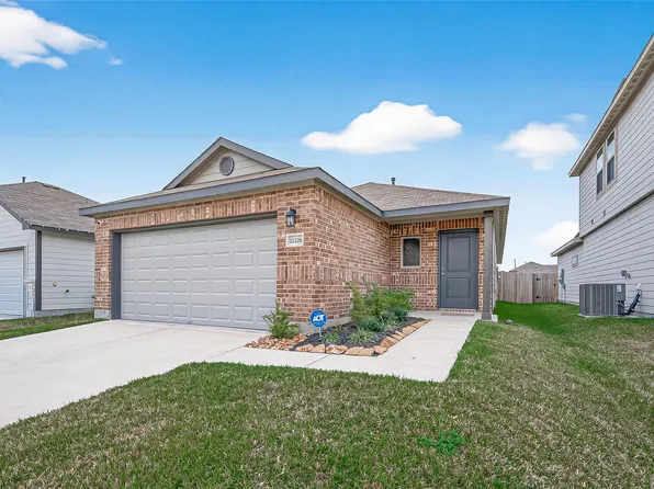 21226 Memorial Vista Dr, Houston, TX 77073