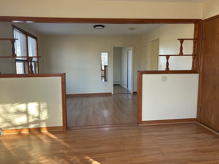 569 Winthrop St #2 — Photo 5