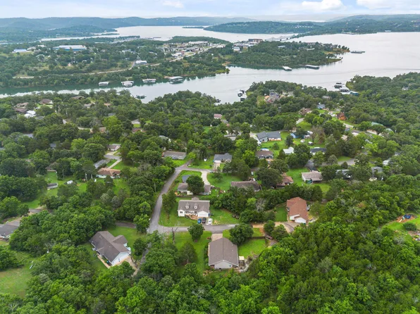 24 Elm Drive, Kimberling City, MO 65686