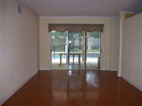 2nd image of 1202 Weeping Willow Dr