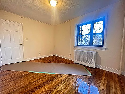 2nd image of 2061 27th St #1