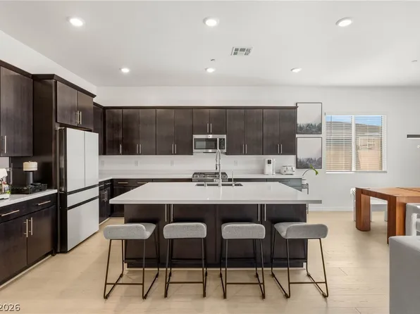137 Juliette Pointe Ln, Henderson, NV 89011