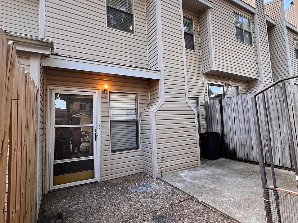 1 Shelby Rd #505
