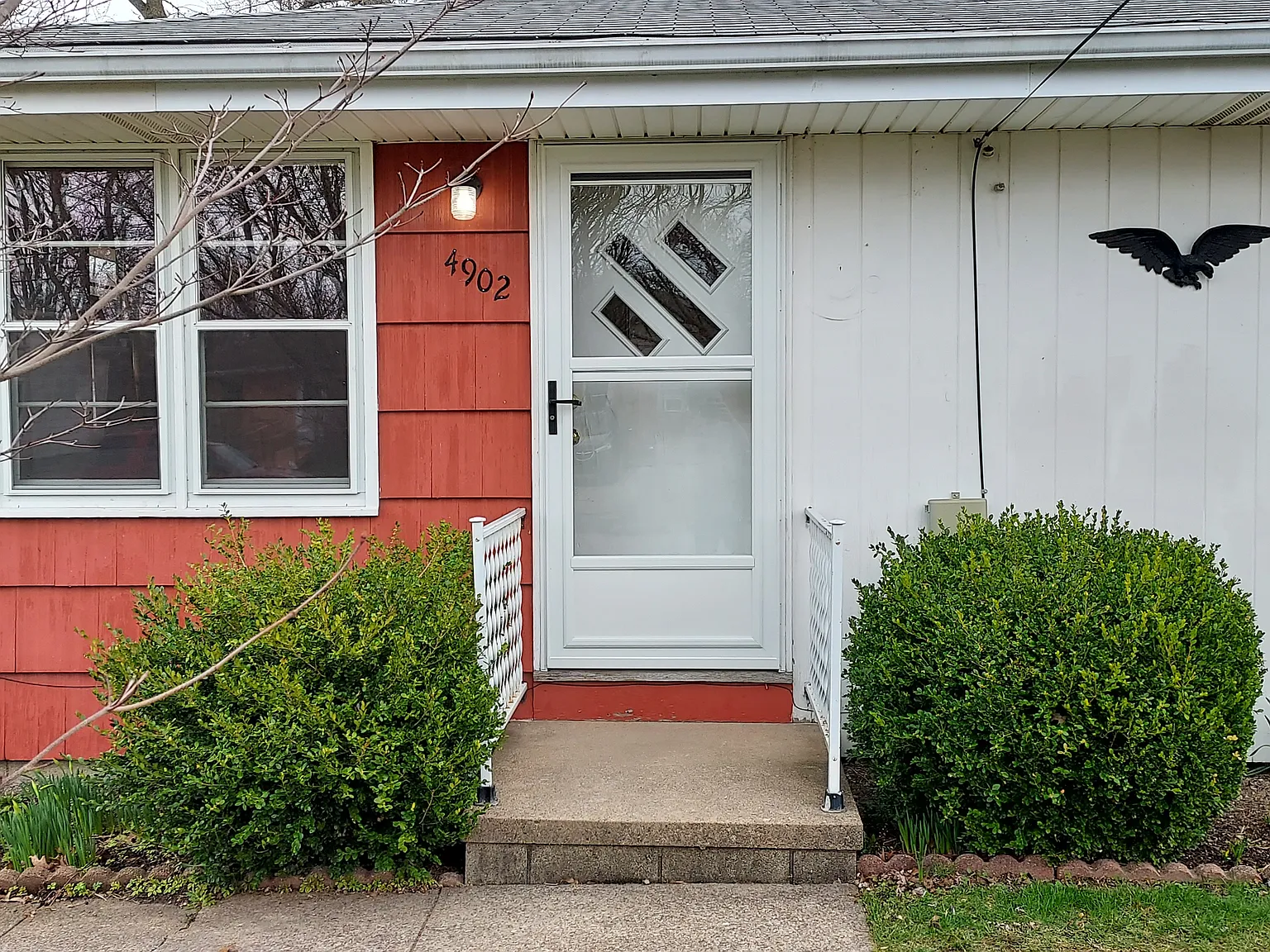 4902 Dunsmore Ave — Photo 1
