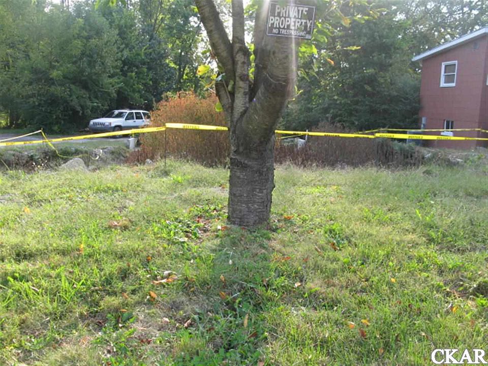 2nd image of 120 N 1st St