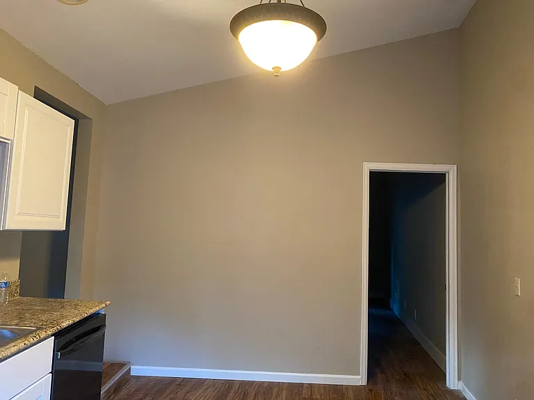 3423 W Pikes Peak Ave #A — Photo 8