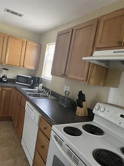 265 Benachi Ave — Photo 6