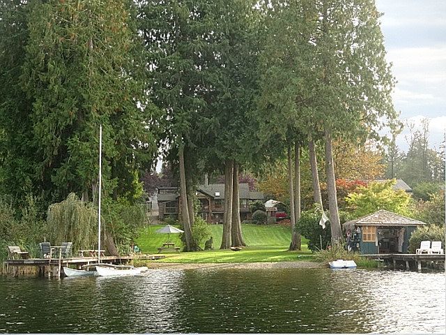 1st image of 10643 E Lake Joy Dr NE