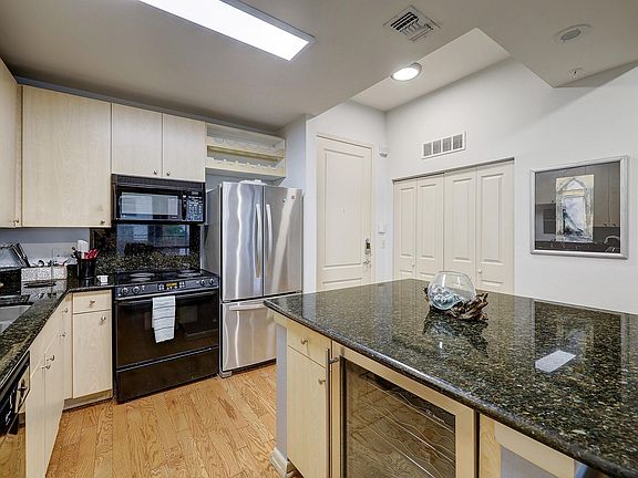 3rd image of 3505 Sage Rd Unit 308