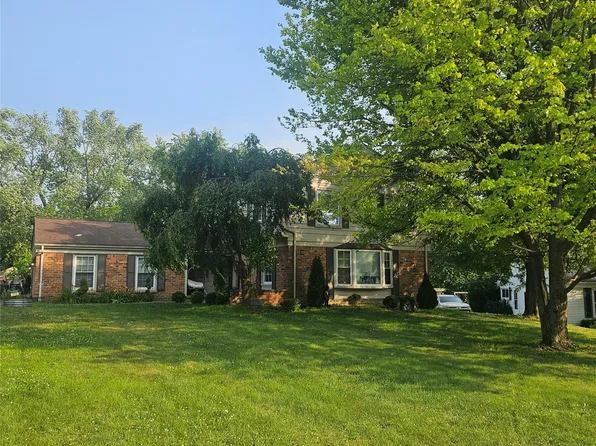 716 Weybridge Dr, Bloomfield Hills, MI 48304