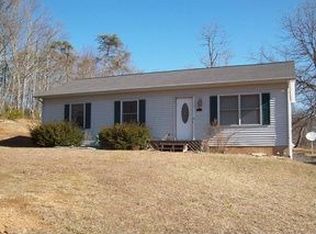 432 Bridge St N, Buchanan, VA 24066