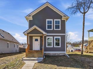 2527 Washington St, Dubuque, IA