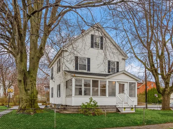 16 Carter St, Hudson, MA 01749