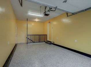 2904 N McComas Ln, Independence, MO 64050