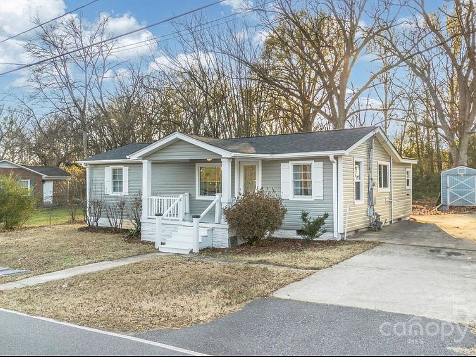 2nd image of 236 Clinton Ave