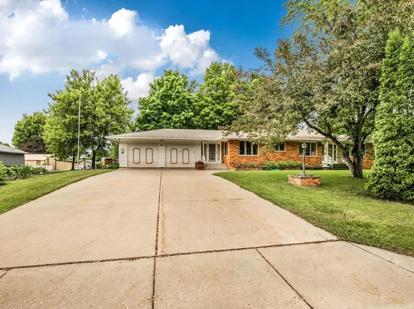 331 Prairie St, Holdingford, MN 56340