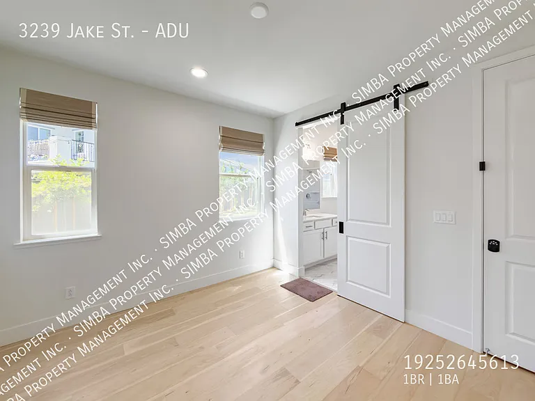 3239 Jake St — Photo 11