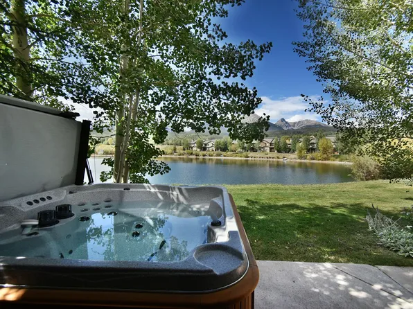 172 Robin Dr, Silverthorne, CO