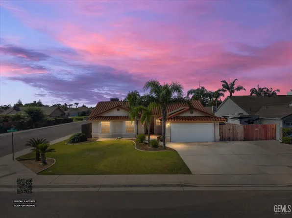 11001 Martingale Dr, Bakersfield, CA 93312