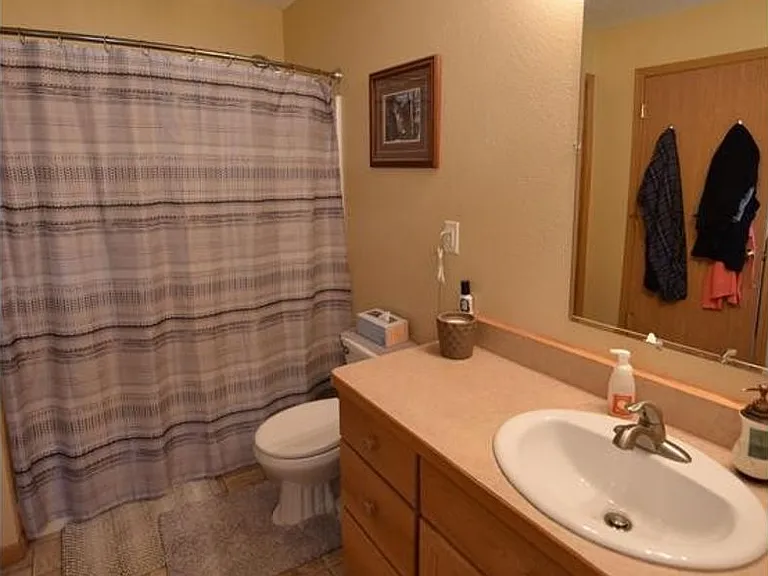 12858 Woodfern Ln — Photo 10