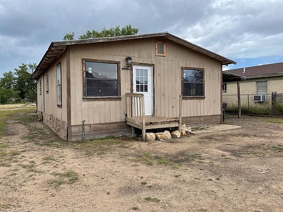 2nd image of 1541 Valerie Dr