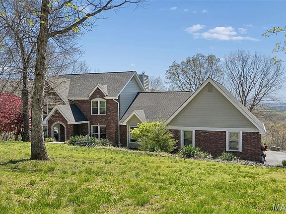 2nd image of 1553 Ridge Rd