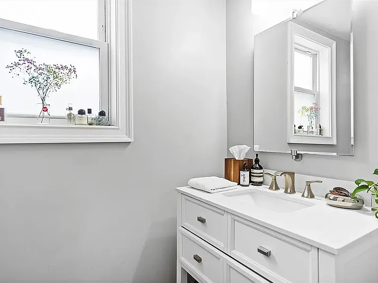 5 Shelby St #2 — Photo 13