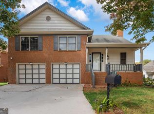 1231 Hunters Dr, Stone Mountain, GA 30083