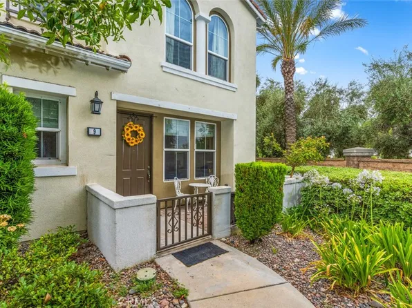 15723 Parkhouse Dr Unit 9, Fontana, CA 92336