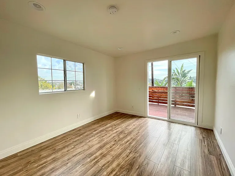 6512 Aldama St — Photo 7
